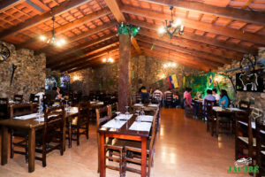 Jacaré Restaurante & Bar