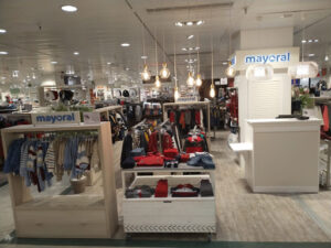 Mayoral - Tienda de Ropa Infantil y para Bebés - El Corte Inglés Nuevo Centro (Valencia)