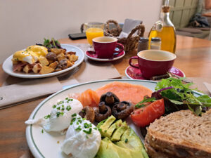 Brunch Corner - La Virgen
