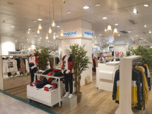 Mayoral - Tienda de Ropa Infantil y para Bebés - El Corte Inglés Av. de Francia (Valencia)