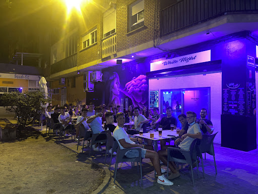 White night pub valencia