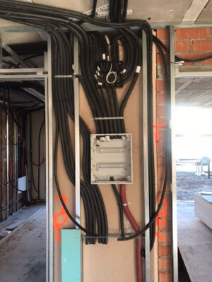 INSTALACIONES ELECTRICAS DUAL