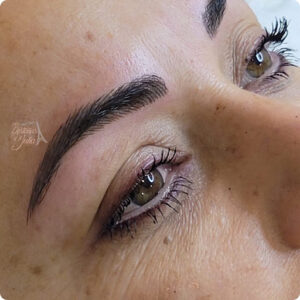 LAS PESTAÑAS DE JULIA Microblading-Extensiones de Pestañas Valencia