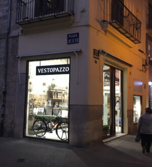 Vestopazzo Store Valencia Lope de Vega