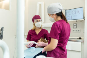Clínica dental Valencia Lucía Gil Raga