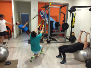 Centro de Entrenamiento Personal · TRAINING FOR YOU