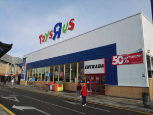 Toys"R"Us