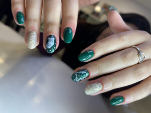 ESTUDIO DE UÑAS Y ESTÉTICA VALENCIA - BY MARTA PONT