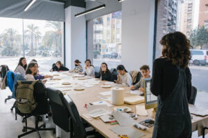 CEI VALENCIA: ESCUELA DE DISEÑO Y MARKETING - Cursos y másteres de diseño gráfico, interiores, web, videojuegos, marketing...