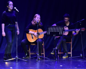 ANACADEMIA CENTRO DE ESTUDIOS