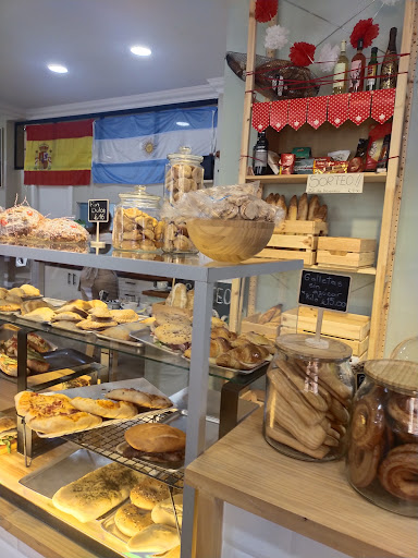 La Cuadra Valencia. Pastelería Argentina