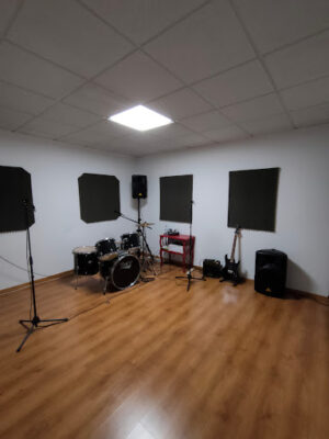 Emsona Locales De Ensayo