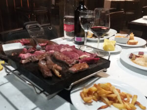 ASADOR VILLAGODIO - Restaurante asador en Valencia - Chuleton a la brasa