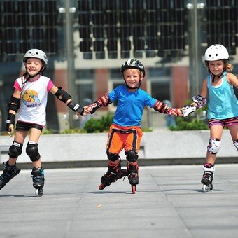 PROFESOR DE PATINAJE / APRENDER A PATINAR / CLASES DE PATINAJE / PATINES EN LINEA