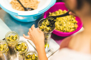 Comedida Cooperativa: Somos un obrador de comida saludable de forma sostenible y sencilla para el usuario