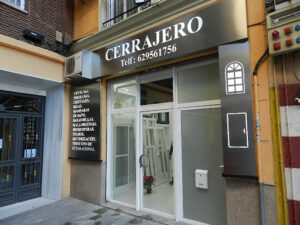 Cerrajero Lusama