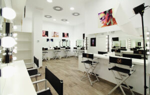 MGM MAKE UP SCHOOL