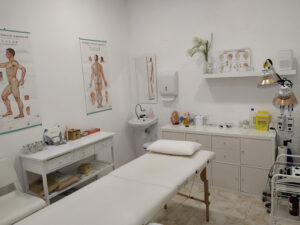 Terapias naturales, Reflexología podal, Flores de Bach, Acupuntura y Quiromasaje en Valencia.