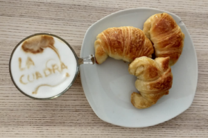 La Cuadra Valencia. Pastelería Argentina