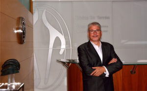 Dr. Julio Terrén: clínica de Cirugía Estética en Valencia