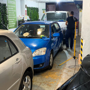 LAVADERO MANUAL DE COCHES EN SECO