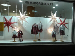 Modas Lolin Benimàmet. Venta y confección de ropa, comunión y zapatería en Valencia