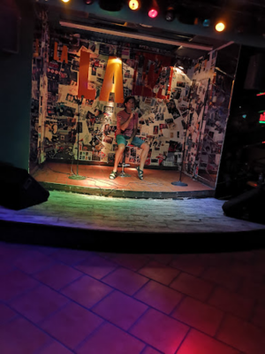 Pub Karaoke Lala Oeste