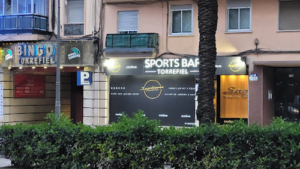 Sports Bar Salón De Juego Torrefiel
